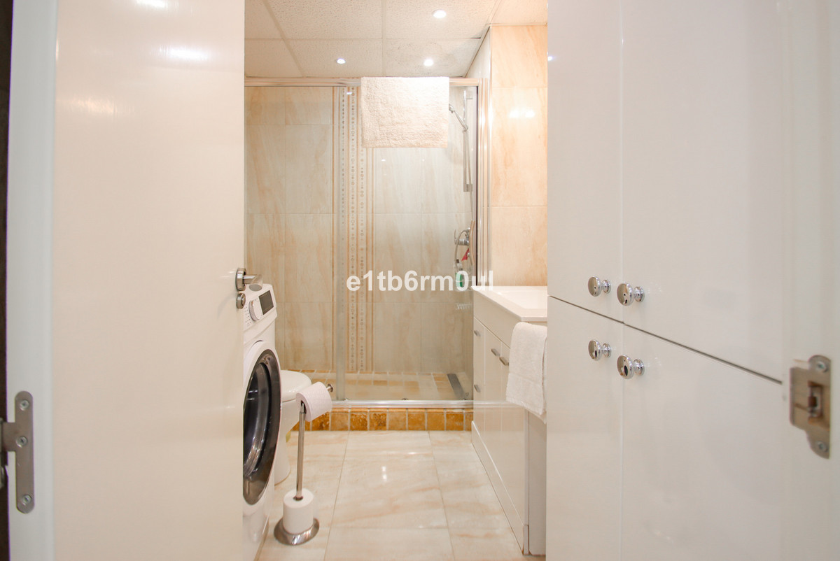 Huis te koop in The Golden Mile | 2 slaapkamers H5517832