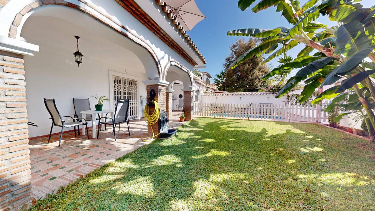 Huis te koop in The Golden Mile | 6 slaapkamers H5523865