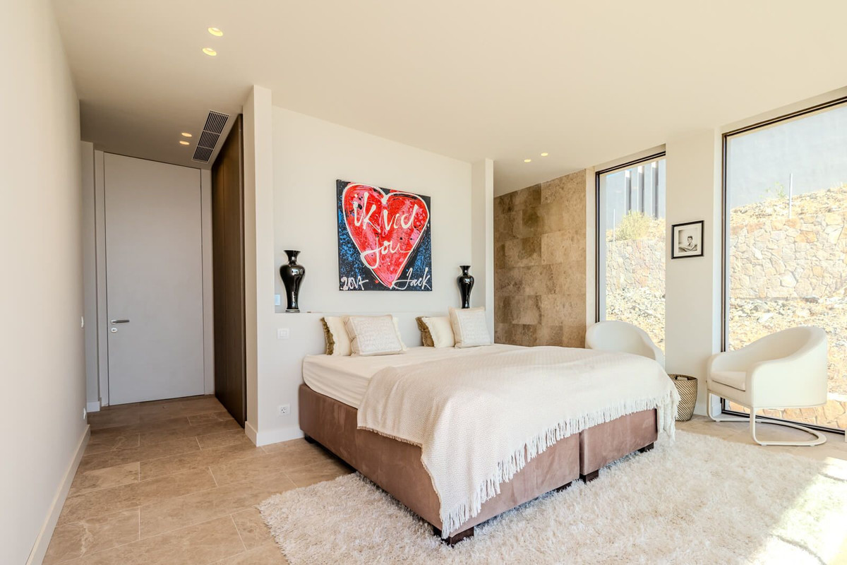 Huis te koop in The Golden Mile | 4 slaapkamers H5530162