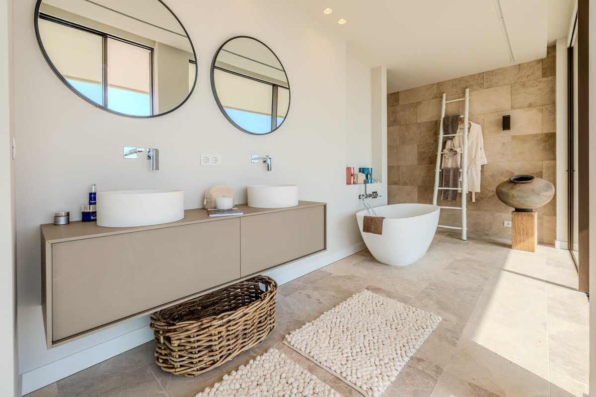 Huis te koop in The Golden Mile | 4 slaapkamers H5530162