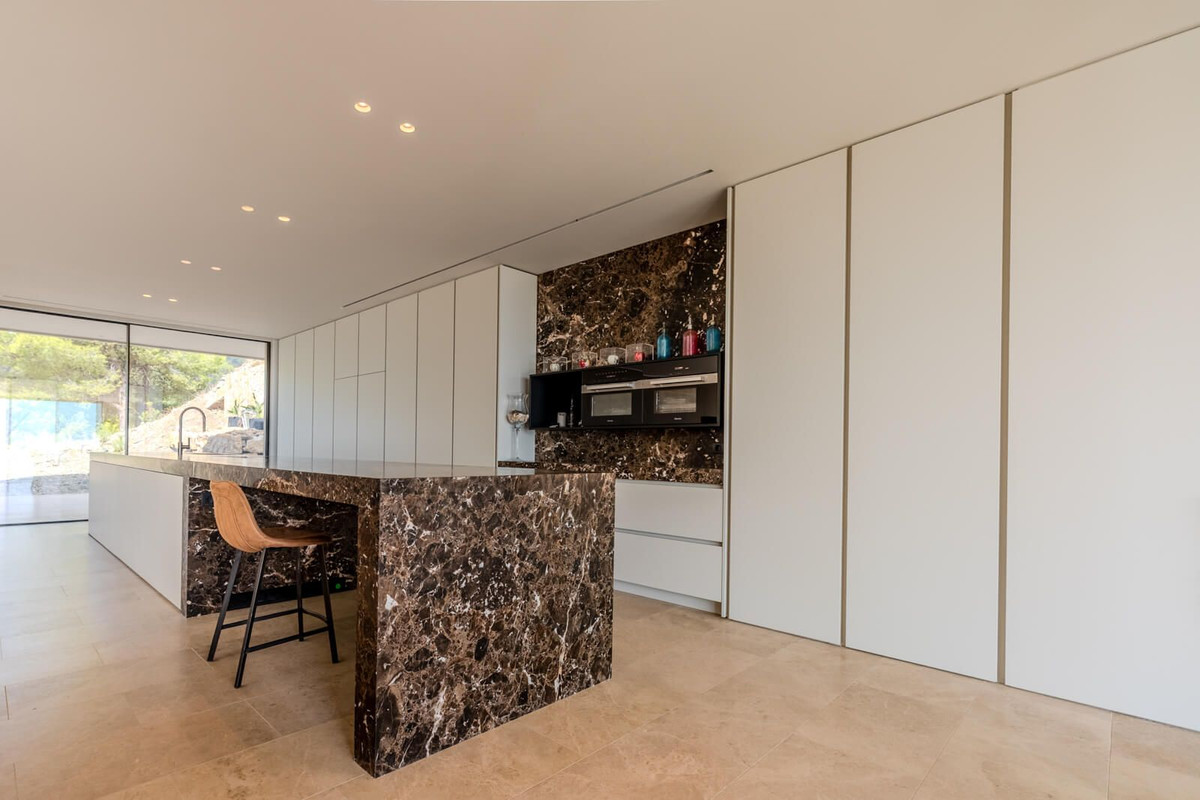 Huis te koop in The Golden Mile | 4 slaapkamers H5530162