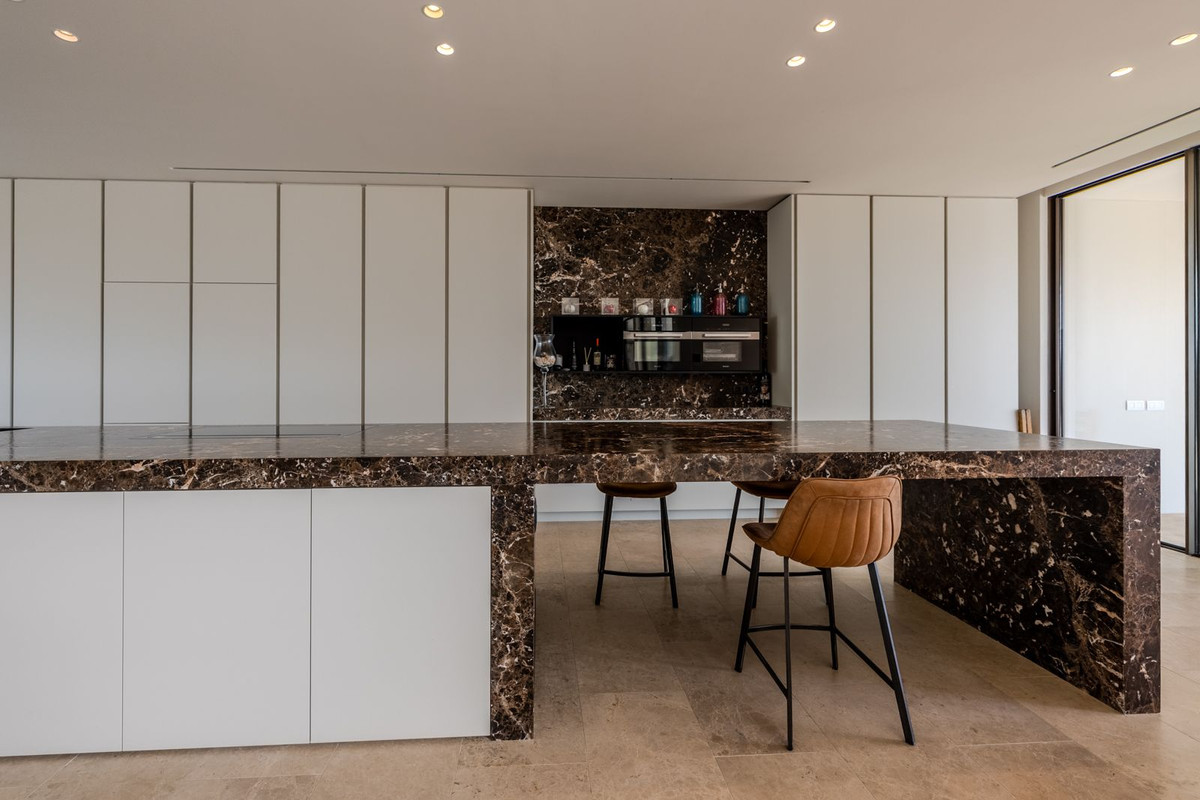 Huis te koop in The Golden Mile | 4 slaapkamers H5530162