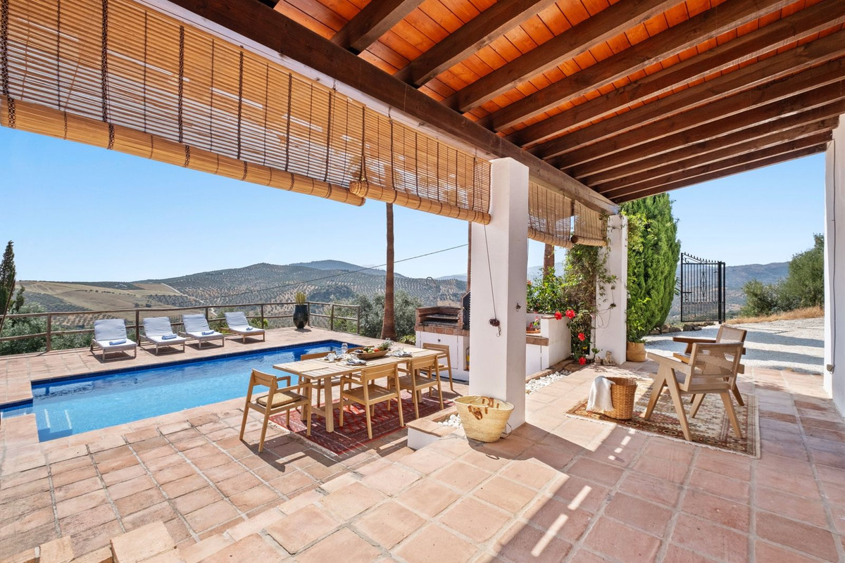 Finca - Cortijo te koop in Tolox | 3 slaapkamers H5073124