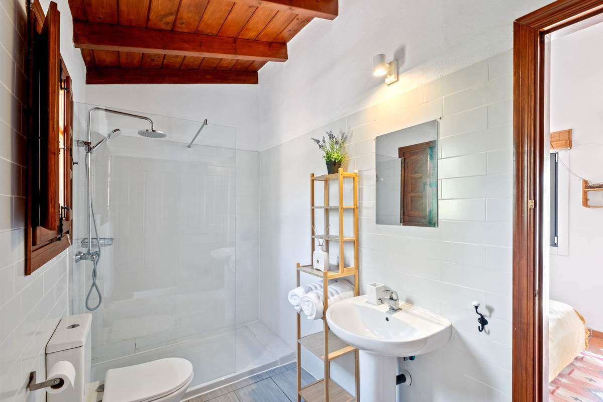 Finca - Cortijo te koop in Tolox | 3 slaapkamers H5073124