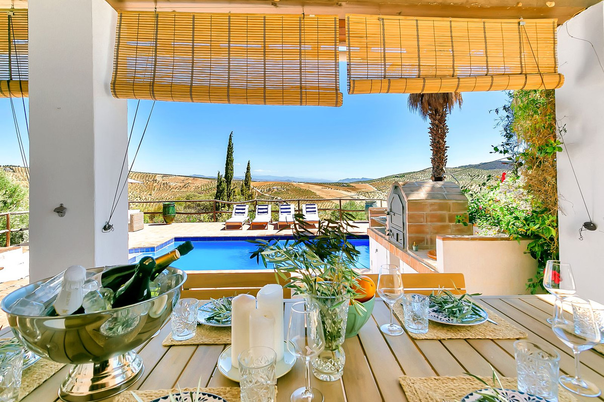 Finca - Cortijo te koop in Tolox | 3 slaapkamers H5073124