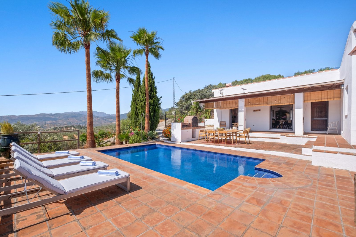 Finca - Cortijo te koop in Tolox | 3 slaapkamers H5073124