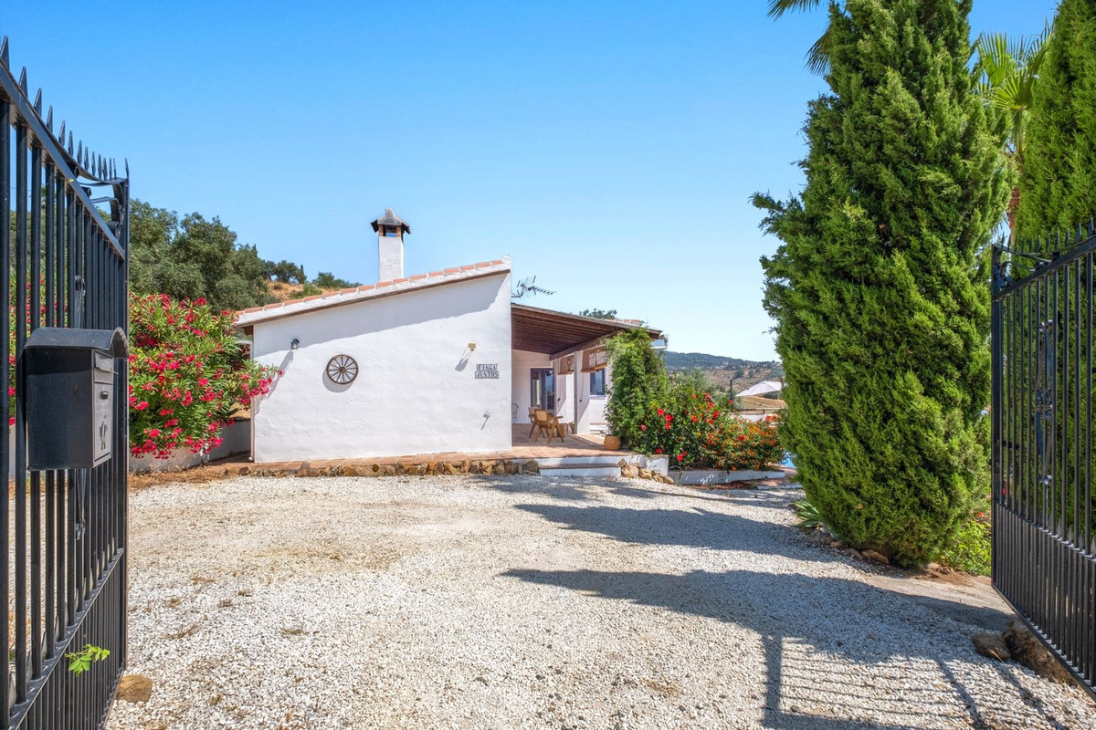 Finca - Cortijo te koop in Tolox | 3 slaapkamers H5073124