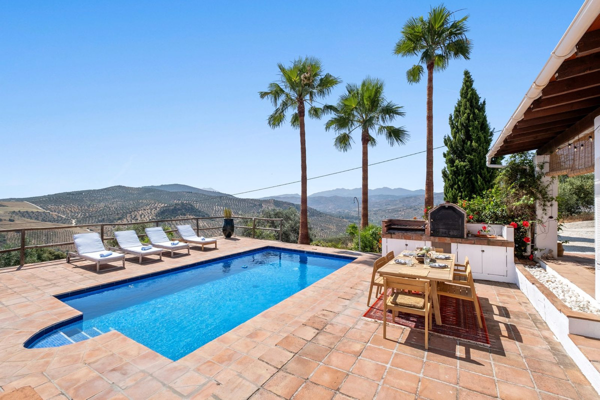 Finca - Cortijo te koop in Tolox | 3 slaapkamers H5073124