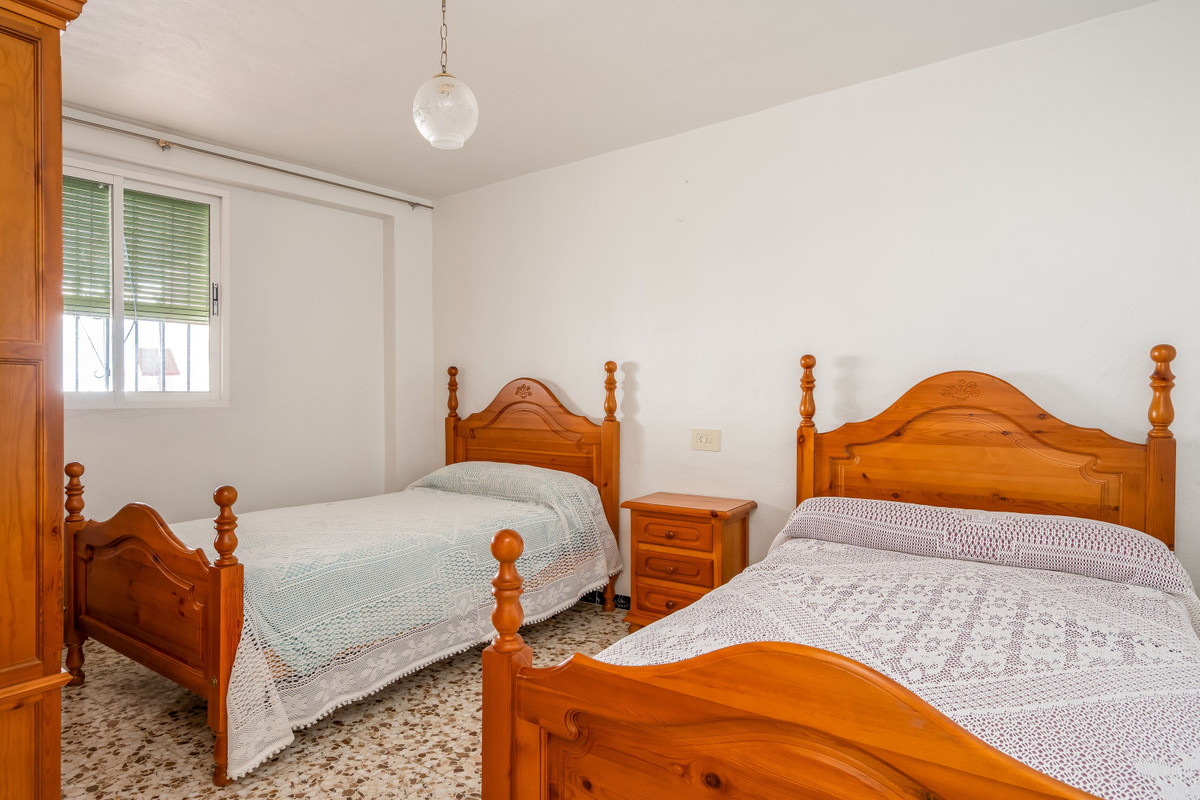Geschakelde Woning te koop in Tolox | 5 slaapkamers H5076622