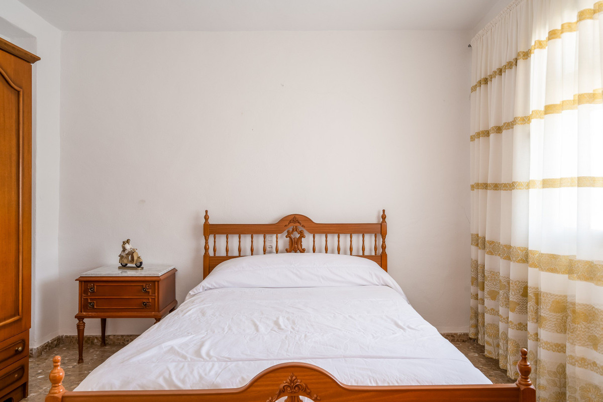 Geschakelde Woning te koop in Tolox | 5 slaapkamers H5076622