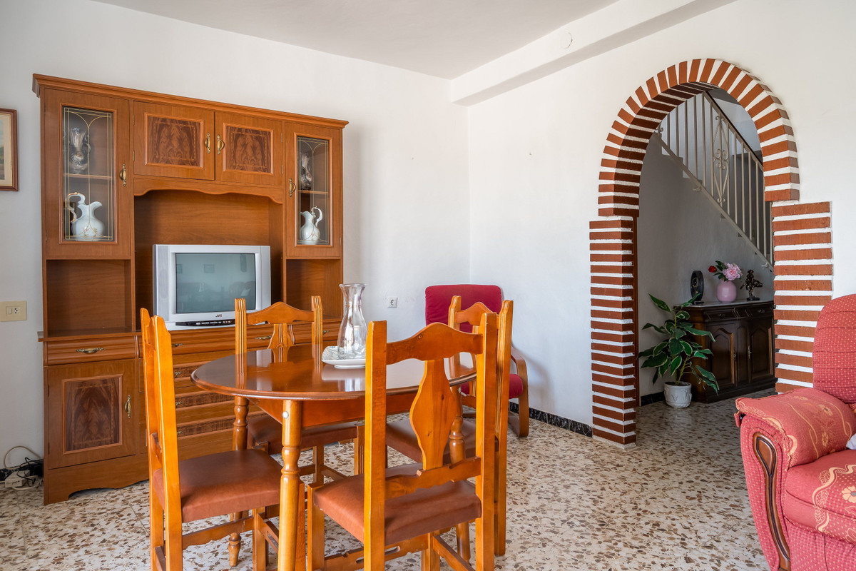Geschakelde Woning te koop in Tolox | 5 slaapkamers H5076622