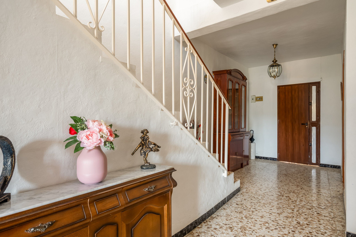 Geschakelde Woning te koop in Tolox | 5 slaapkamers H5076622