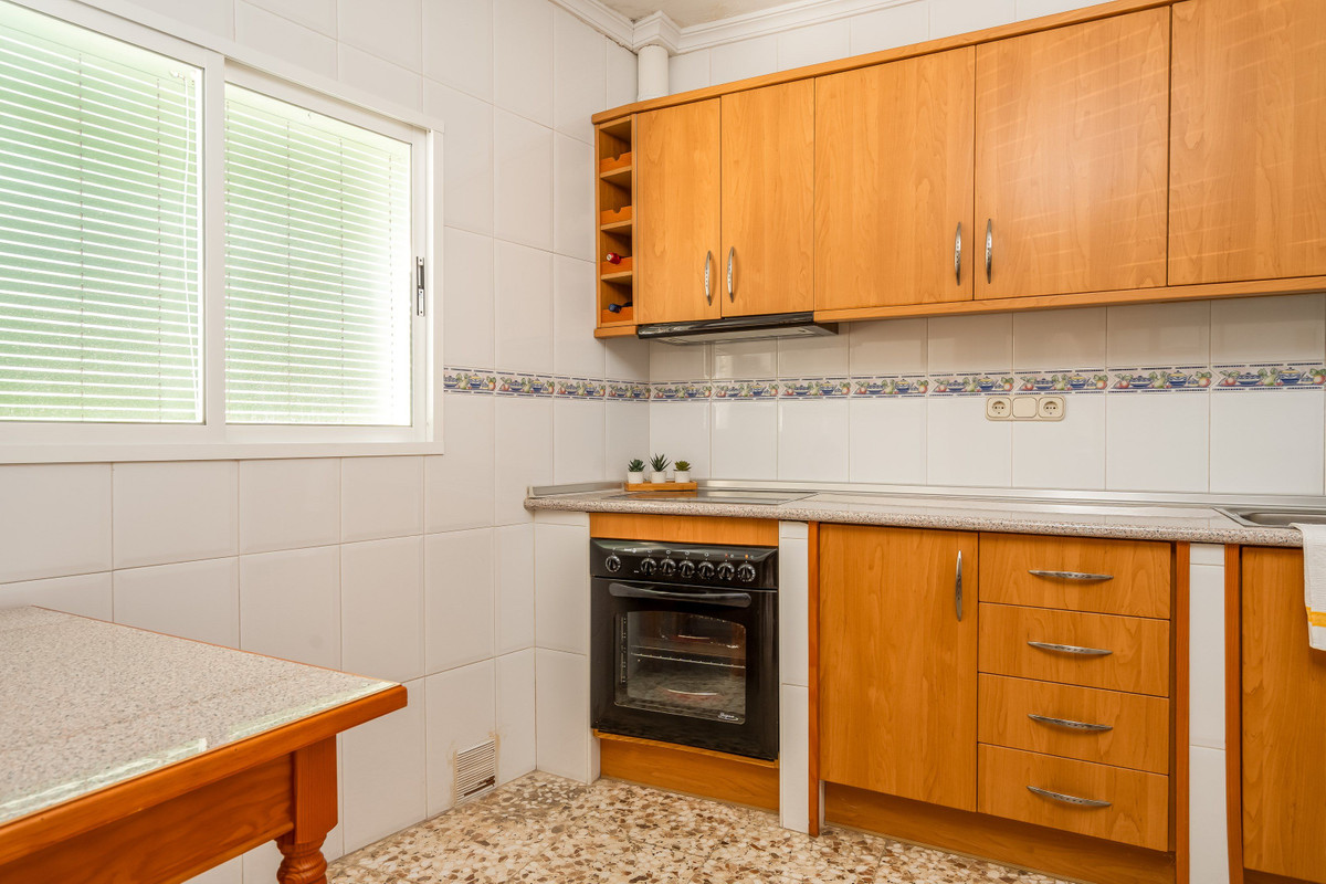 Geschakelde Woning te koop in Tolox | 5 slaapkamers H5076622