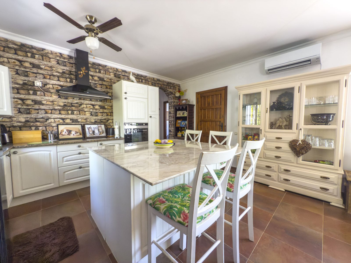 Finca - Cortijo te koop in Tolox | 3 slaapkamers H5081440