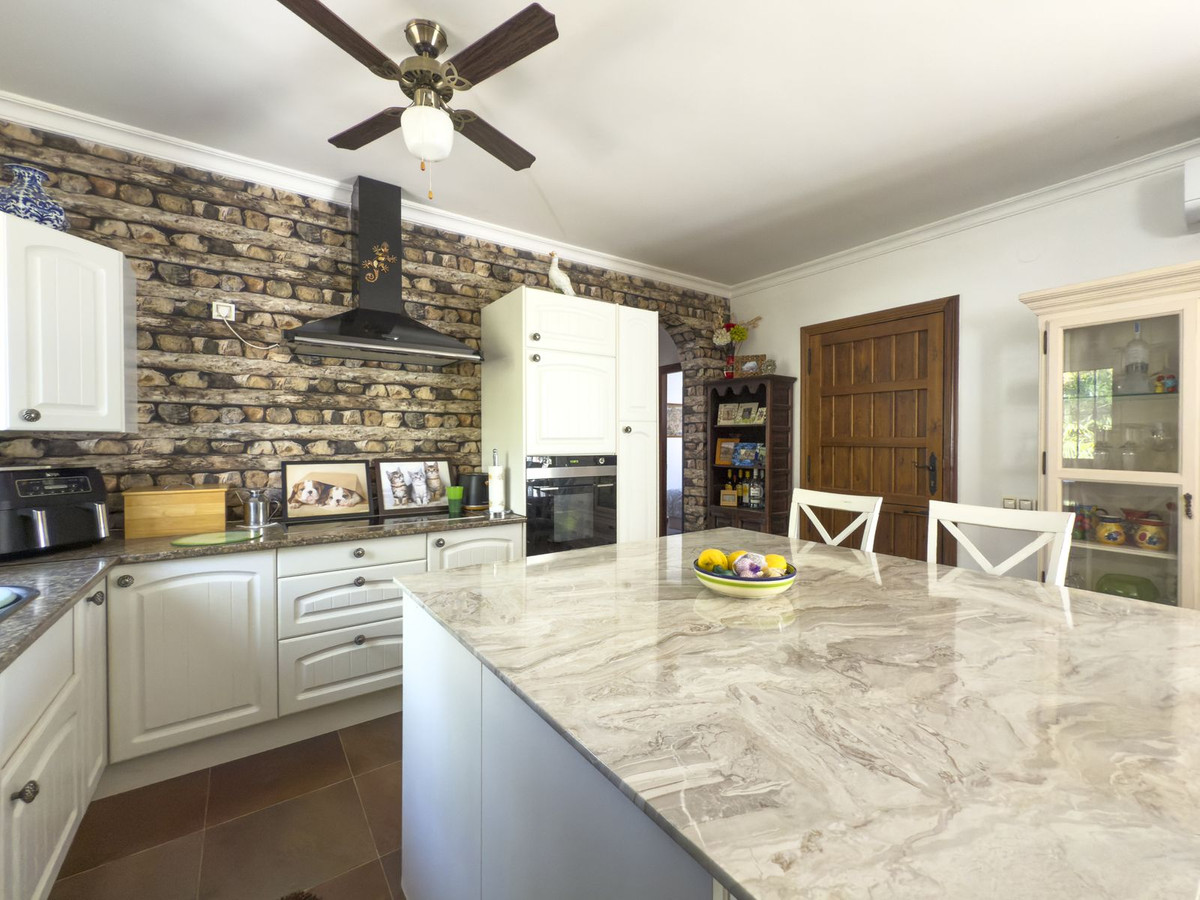 Finca - Cortijo te koop in Tolox | 3 slaapkamers H5081440