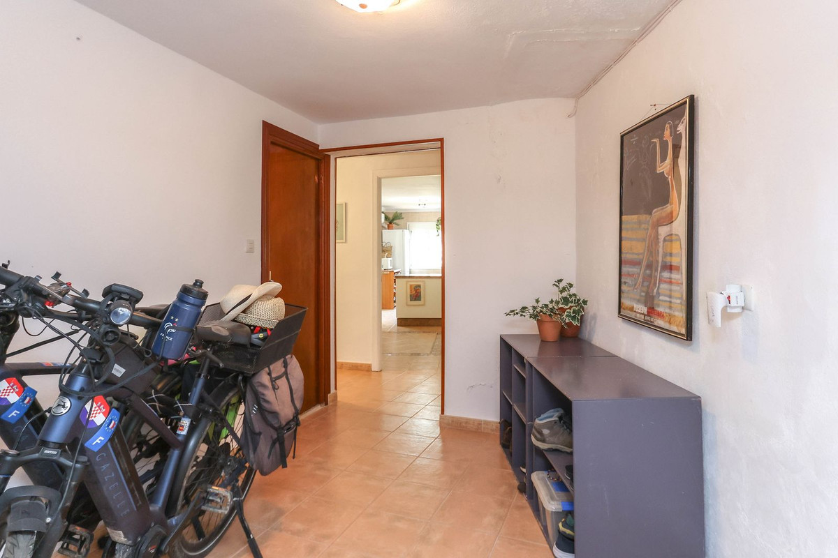 Geschakelde Woning te koop in Tolox | 5 slaapkamers H5110459