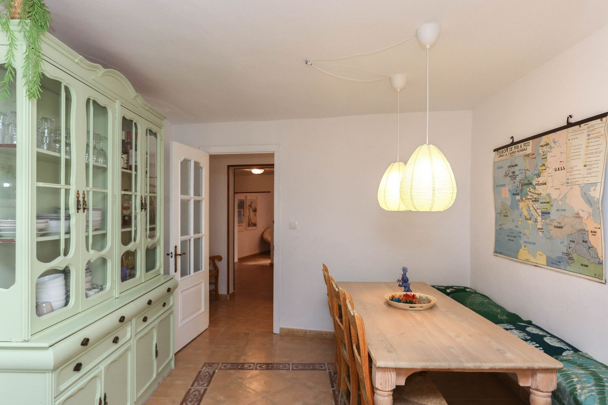 Geschakelde Woning te koop in Tolox | 5 slaapkamers H5110459