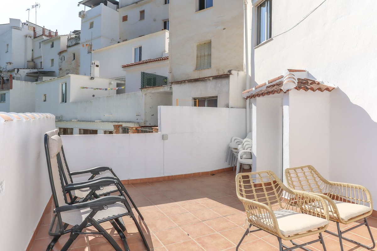 Geschakelde Woning te koop in Tolox | 5 slaapkamers H5110459