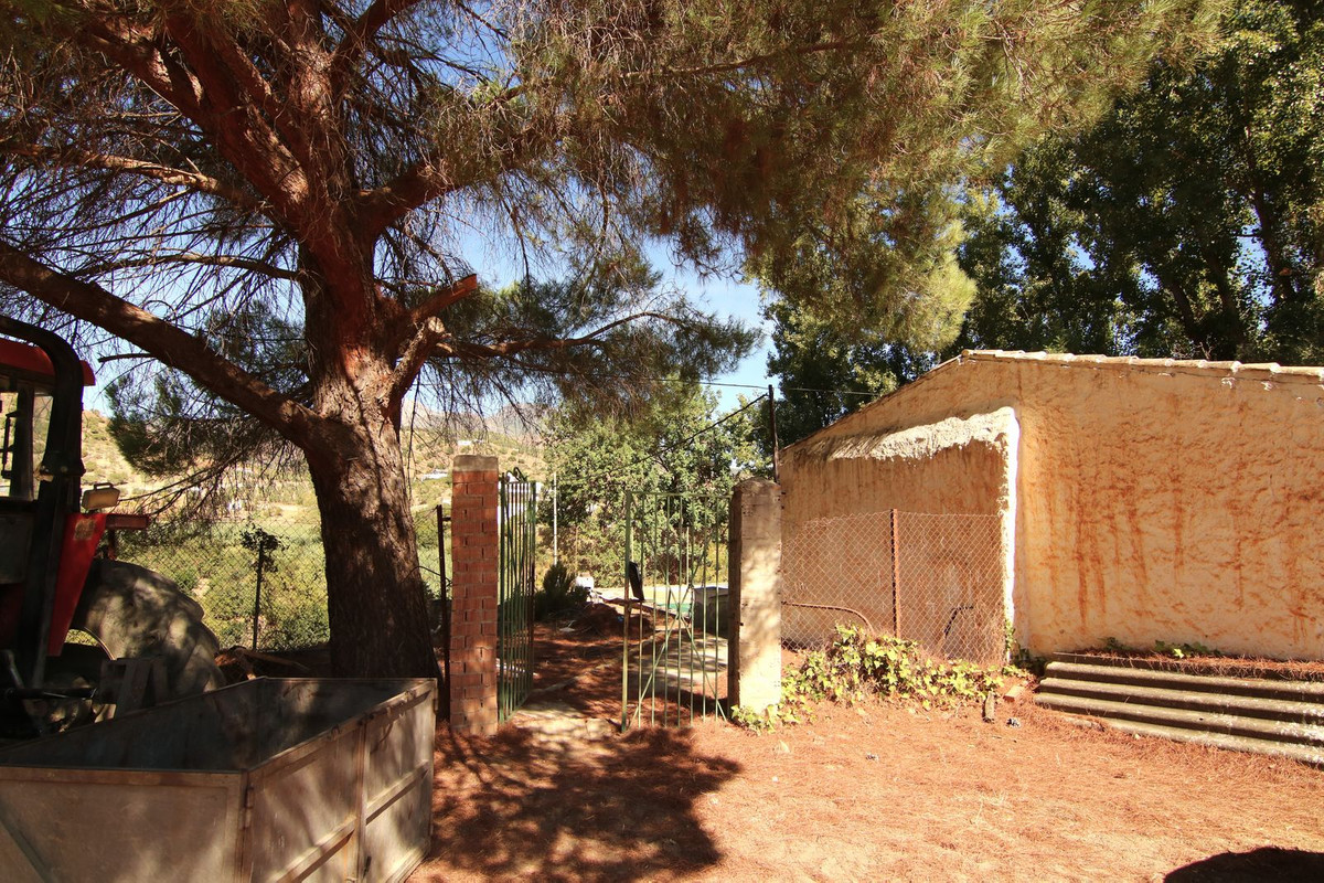 Finca - Cortijo te koop in Tolox | 2 slaapkamers H5191930