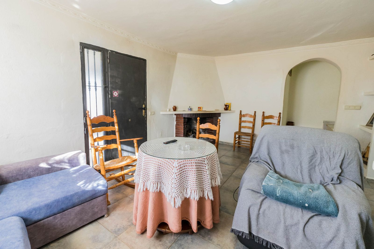 Finca - Cortijo te koop in Tolox | 4 slaapkamers H5238655