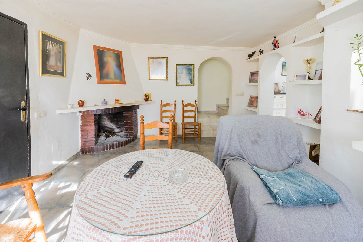 Finca - Cortijo te koop in Tolox | 4 slaapkamers H5238655