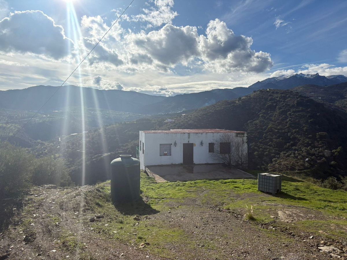 Finca - Cortijo te koop in Tolox | 3 slaapkamers H5263561