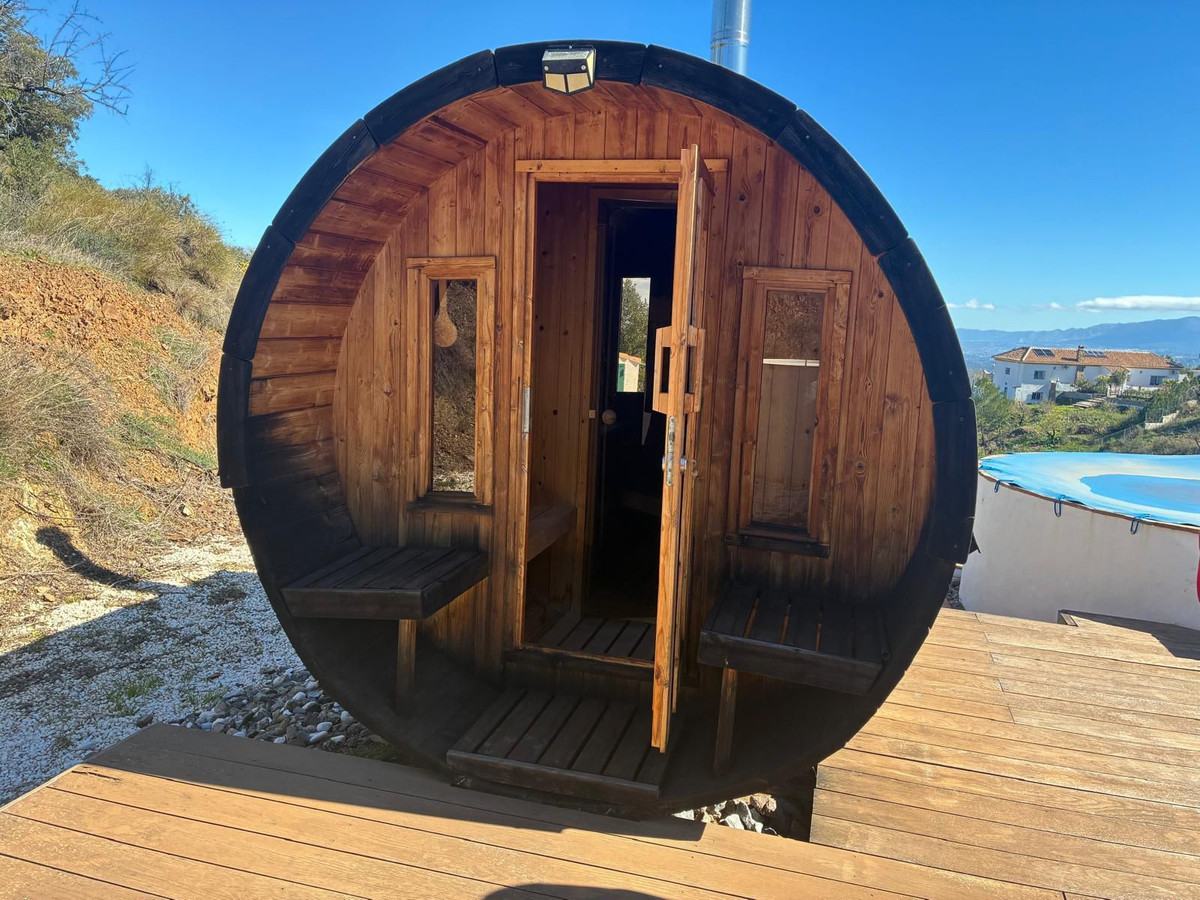 Finca - Cortijo te koop in Tolox | 4 slaapkamers H5349370