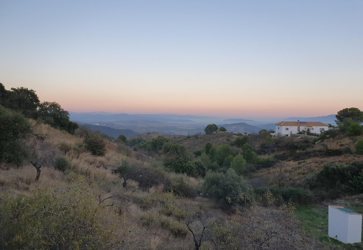 Finca - Cortijo te koop in Tolox | 4 slaapkamers H5349370