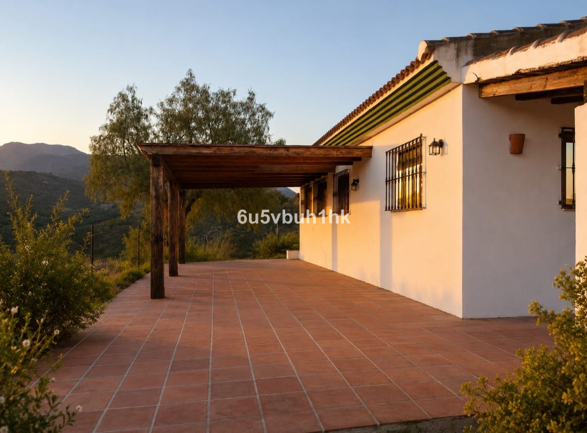 Finca - Cortijo te koop in Tolox | 3 slaapkamers H5485606