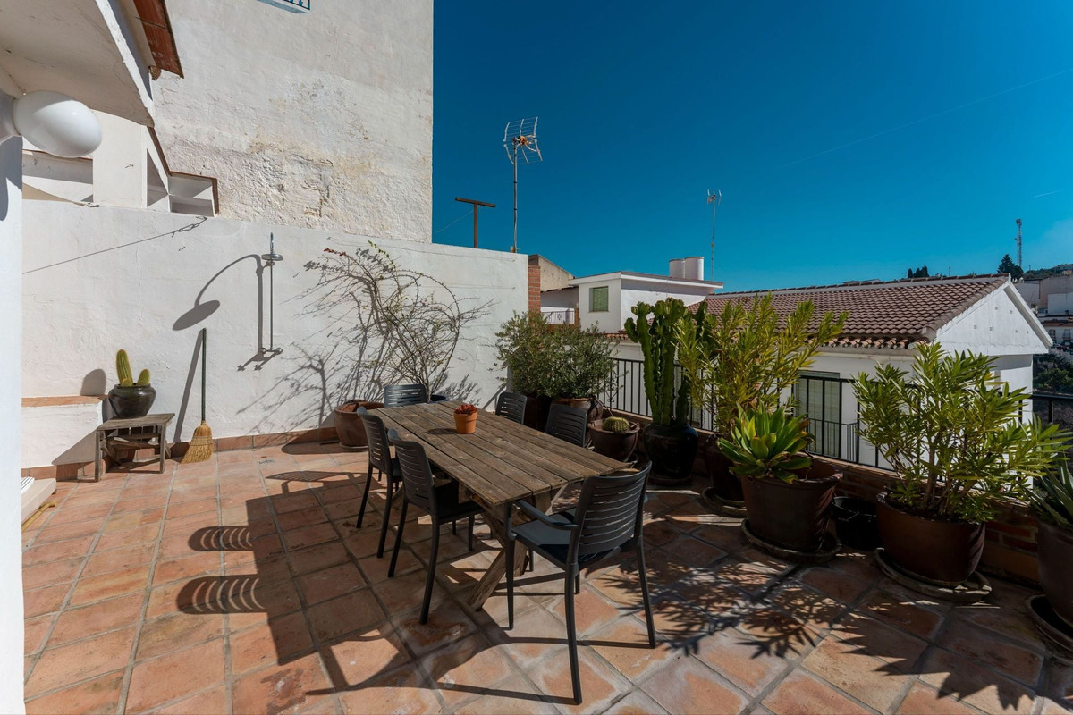 Property main view 32