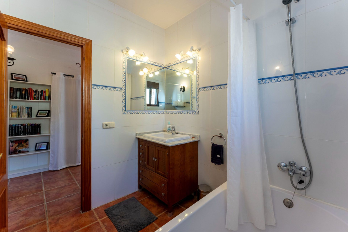 Vrijstaande Villa te koop in Tolox | 3 slaapkamers H5517067
