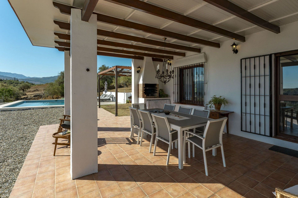 Vrijstaande Villa te koop in Tolox | 3 slaapkamers H5517067