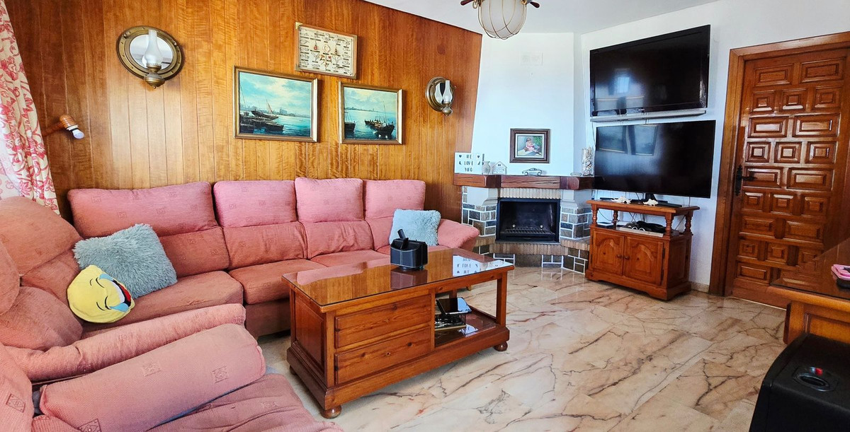 Huis te koop in Torre de Benagalbón | 4 slaapkamers H5423569
