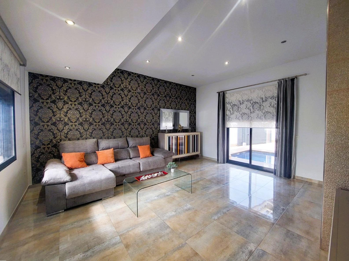 Huis te koop in Torre de la Horadada | 3 slaapkamers H5253616