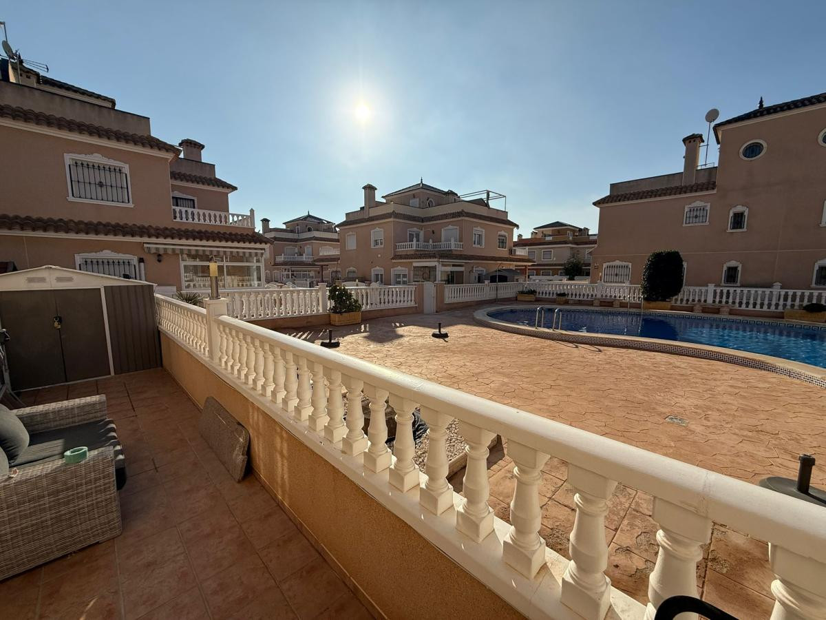 Huis te koop in Torre de la Horadada | 2 slaapkamers H5257264