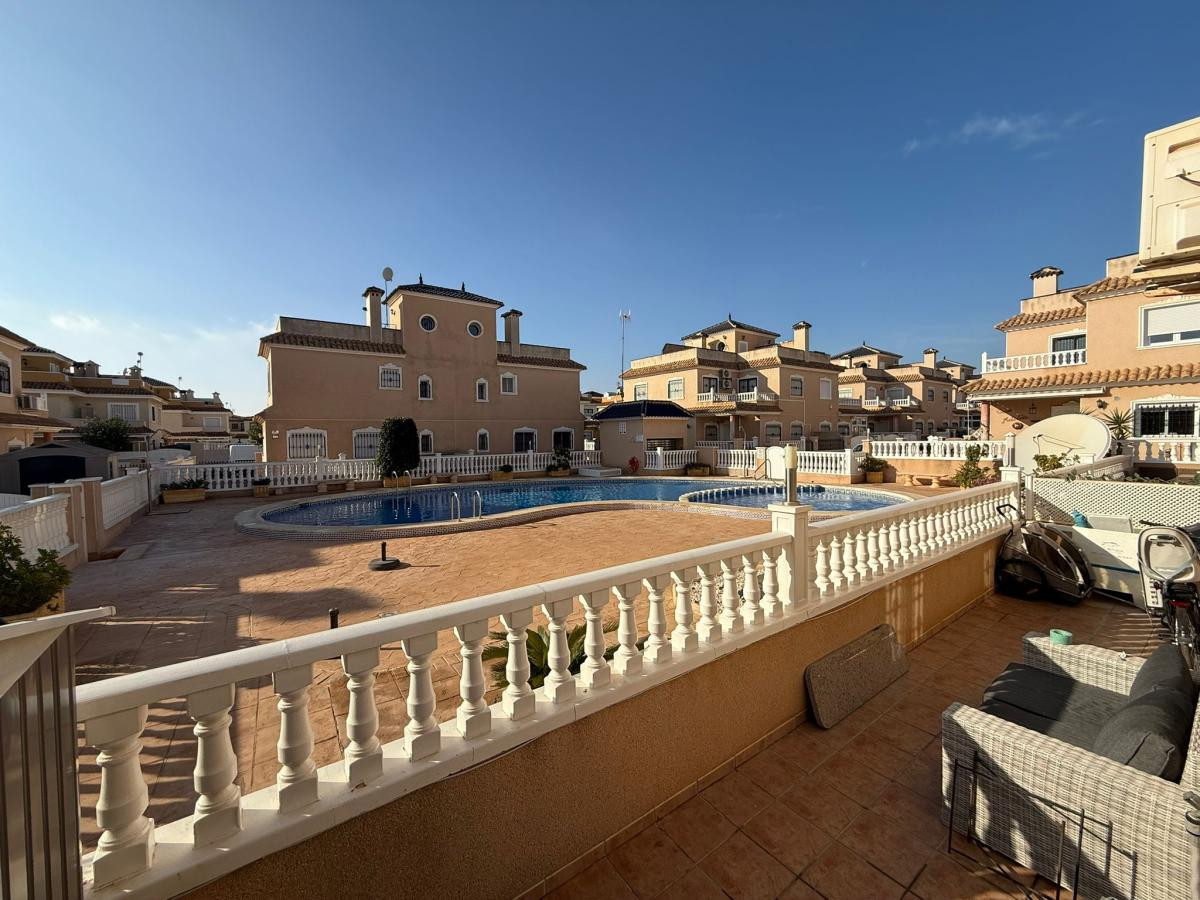 Huis te koop in Torre de la Horadada | 2 slaapkamers H5257264