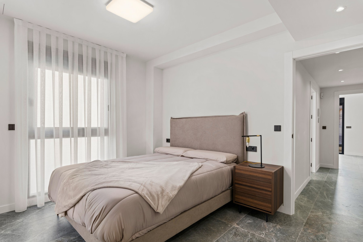 Huis te koop in Torre de la Horadada | 4 slaapkamers H5348341