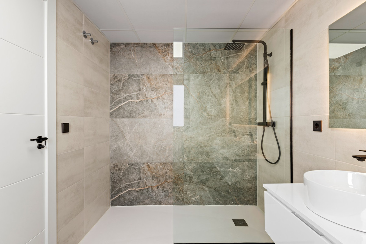 Huis te koop in Torre de la Horadada | 4 slaapkamers H5348341