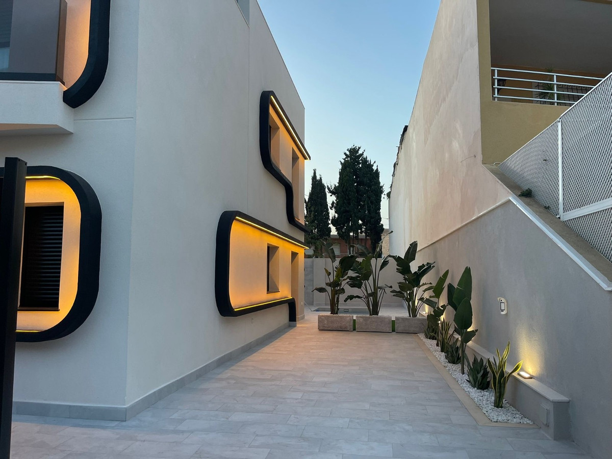 Huis te koop in Torre de la Horadada | 4 slaapkamers H5348341