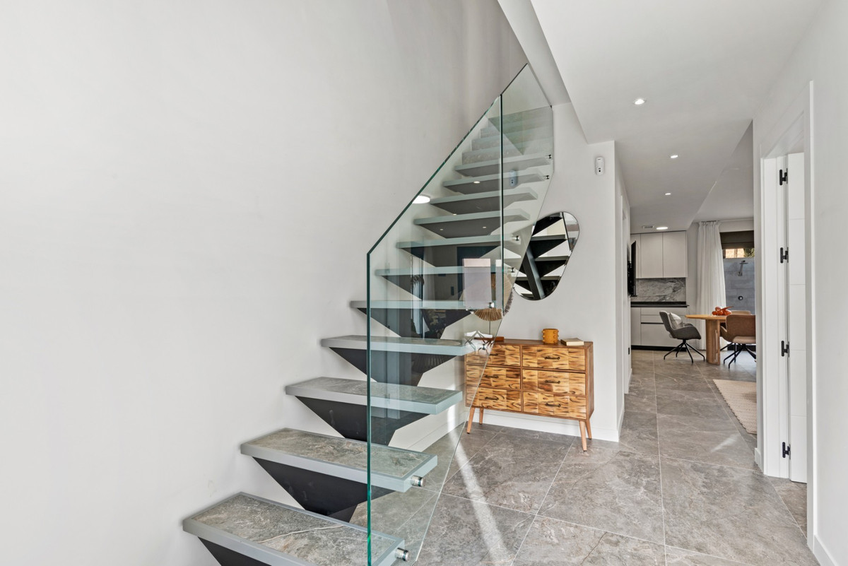 Huis te koop in Torre de la Horadada | 4 slaapkamers H5348341