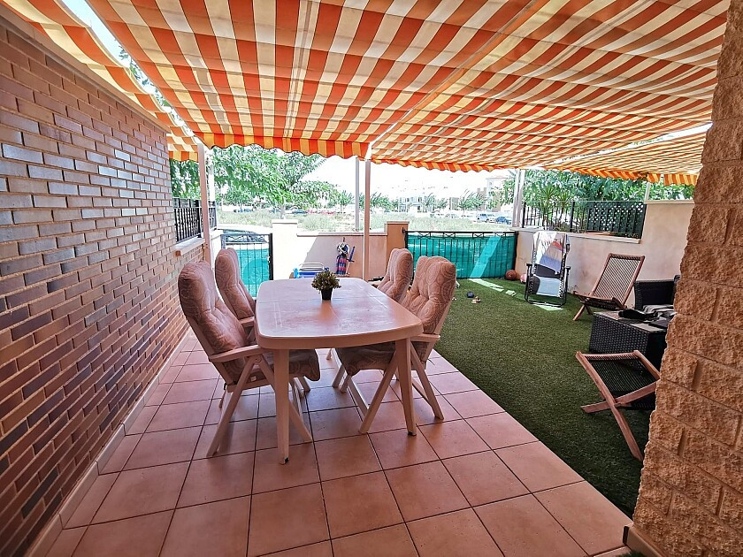 Huis te koop in Torre de la Horadada | 3 slaapkamers H5456293