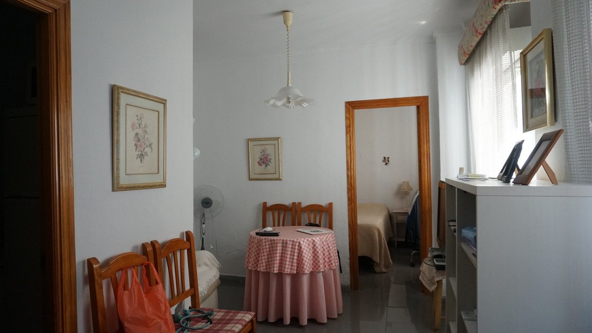 Semi-Vrijstaande Villa in Torre del Mar-2