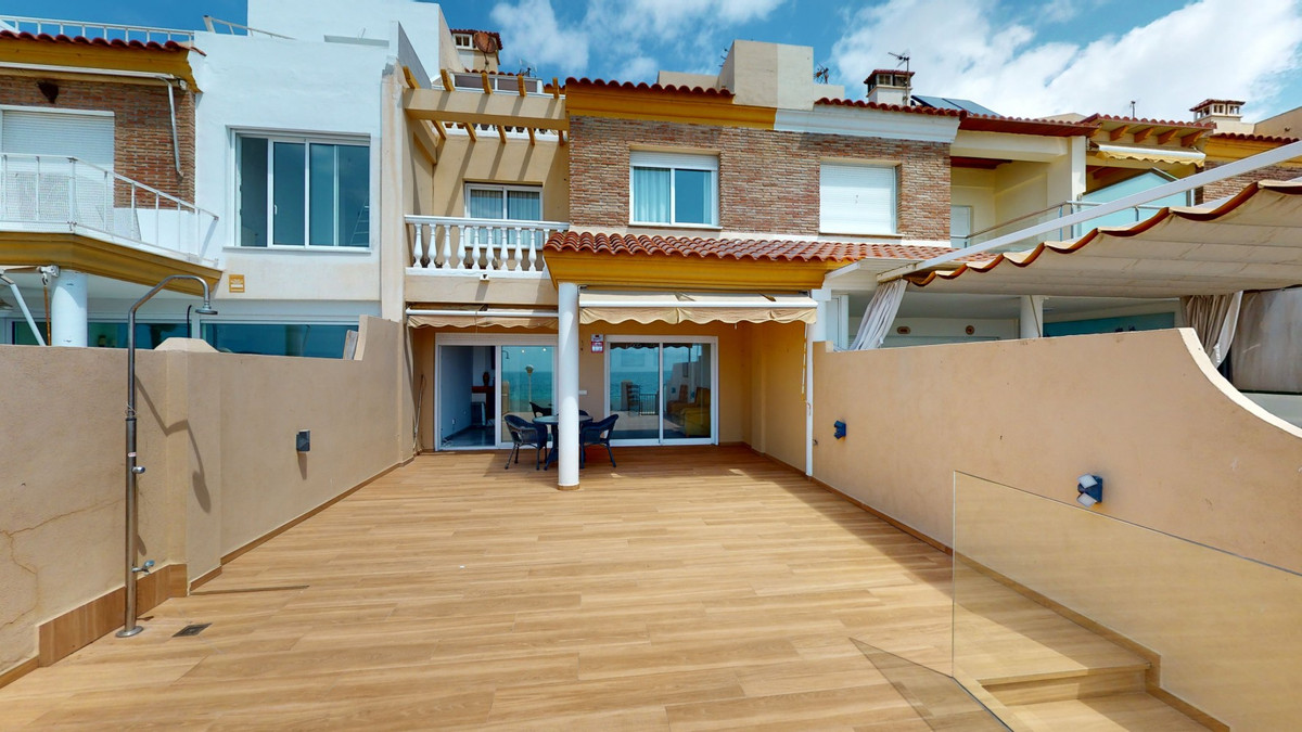 Huis te koop in Torre del Mar | 4 slaapkamers H4325527