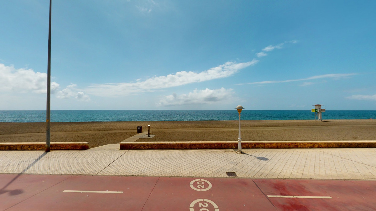 Huis te koop in Torre del Mar | 4 slaapkamers H4325527