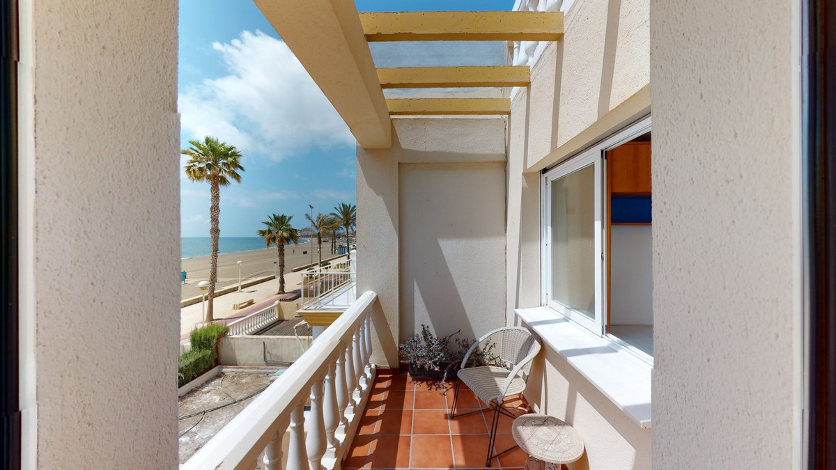Huis te koop in Torre del Mar | 4 slaapkamers H4325527