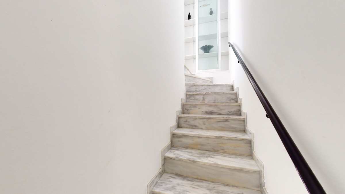 Huis te koop in Torre del Mar | 4 slaapkamers H4325527