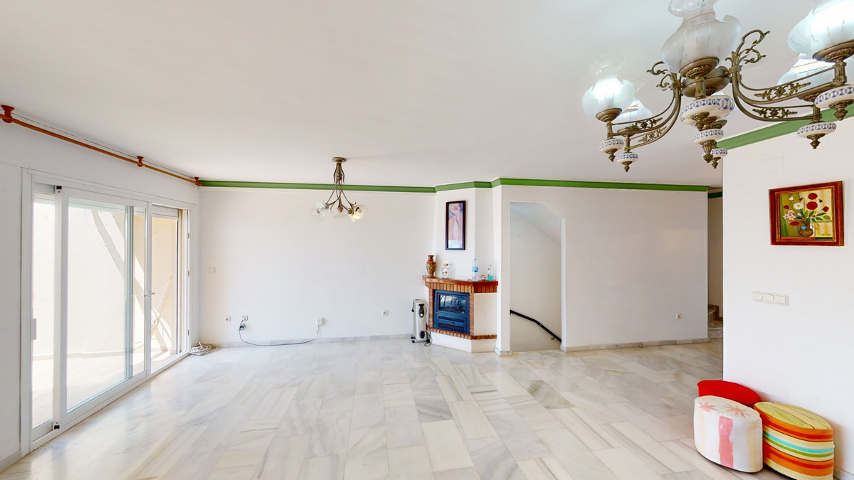Huis te koop in Torre del Mar | 4 slaapkamers H4325527
