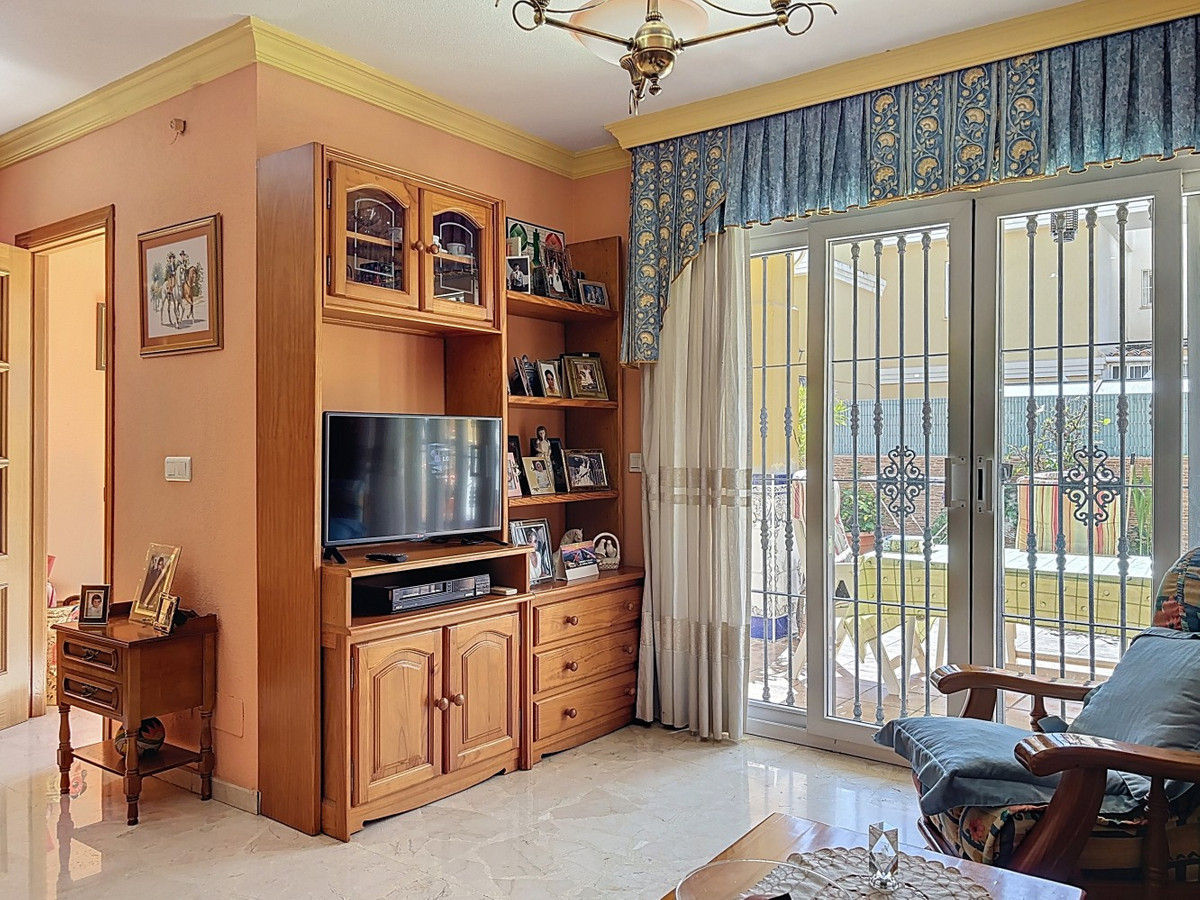 Semi-Vrijstaande Villa in Torre del Mar-9