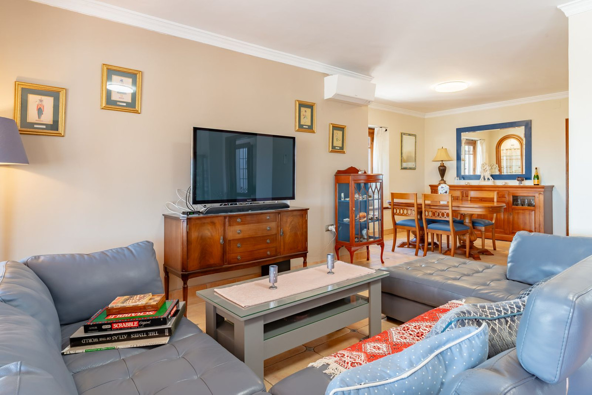 Huis te koop in Torre del Mar | 9 slaapkamers H5115445