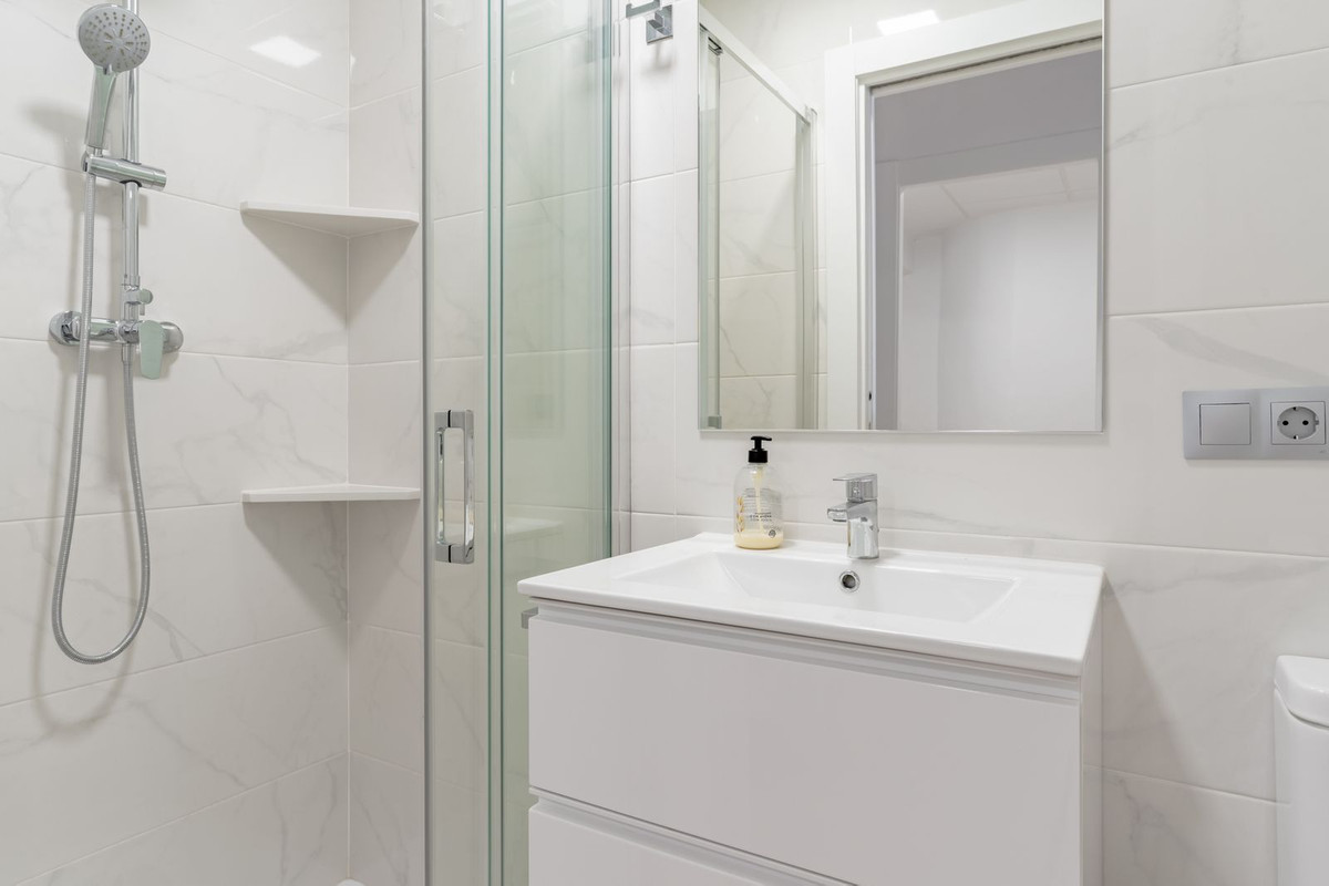 Huis te koop in Torre del Mar | 9 slaapkamers H5115445